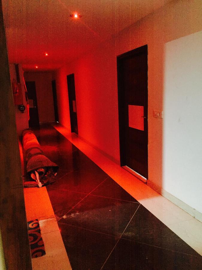 Hotel Neelam Moga Лудхиана Экстерьер фото